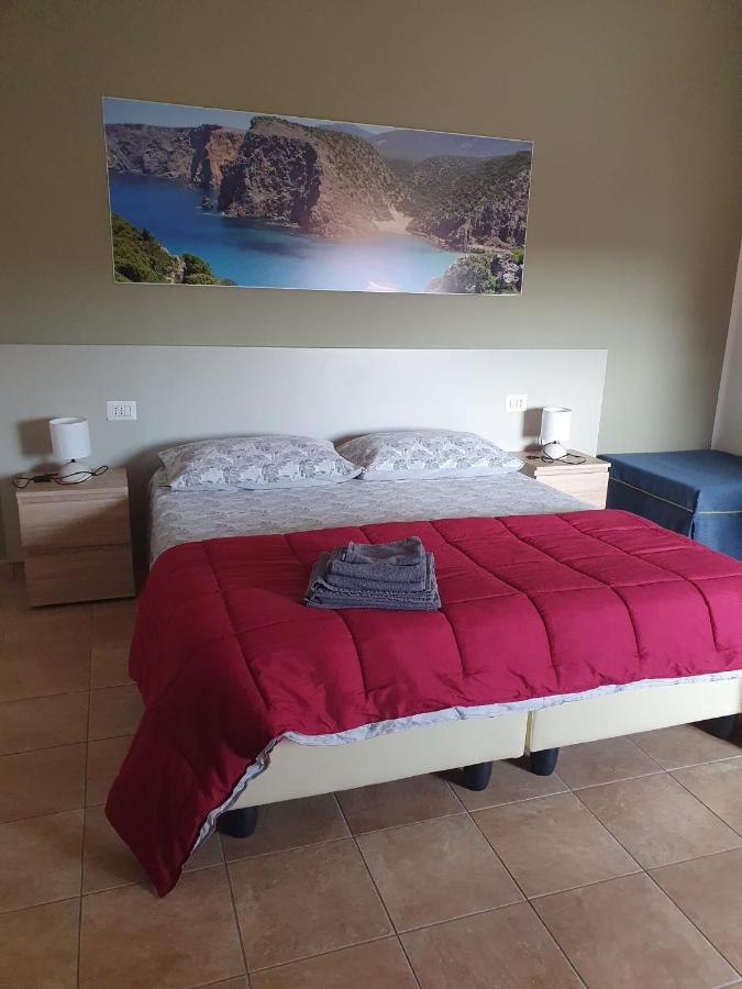B&b Paolo e Daniela Carbonia Zewnętrze zdjęcie