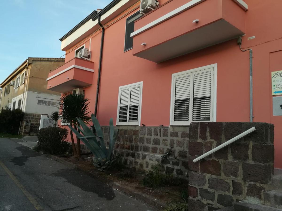 B&b Paolo e Daniela Carbonia Zewnętrze zdjęcie